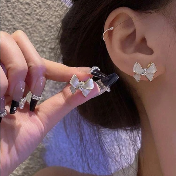 Jewelry - BowKnot White Stud Earrings